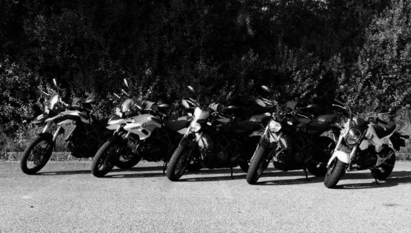ACADEMY Fahrschule Motorrad Flotte